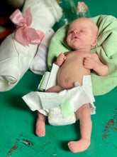 Load image into Gallery viewer, CUSTOM full body silicone mini kit Paris  10.5” in soft blend
