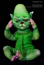 Load image into Gallery viewer, Reborn fantasy vinyl kit Ozzy by Nadine Dolotova
