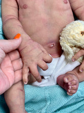 Load image into Gallery viewer, NOT AVAILABLE - PLEASE DON’T PLACE AN ORDER! Full body silicone baby boy Blu’
