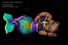 Load image into Gallery viewer, Reborn fantasy vinyl kit Tarni the mermaid by Nadine Dolotova
