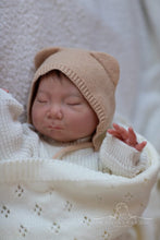 Load image into Gallery viewer, BLANK vinyl kit Kaito by Irina Kodrashova (includes: vinyl head, full limbs &amp; fabric body, COA &amp; SHIPPING)
