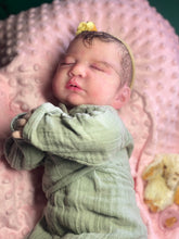 Load image into Gallery viewer, AVAILABLE Prototype silicone cuddle baby Wendy in super soft blend
