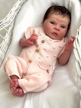 Load image into Gallery viewer, BLANK vinyl kit Mayven by Viviane Aleluia (includes: vinyl head, full limbs, non gender belly plate &amp; fabric body)
