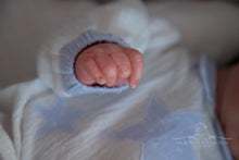 Load image into Gallery viewer, BLANK vinyl kit Kaito by Irina Kodrashova (includes: vinyl head, full limbs &amp; fabric body, COA &amp; SHIPPING)
