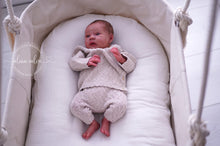 Load image into Gallery viewer, BLANK vinyl kit Mayven by Viviane Aleluia (includes: vinyl head, full limbs, non gender belly plate &amp; fabric body)
