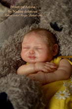 Load image into Gallery viewer, Reborn blank (unpainted) vinyl kit Arisha 11”
