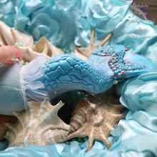 Load image into Gallery viewer, Reborn fantasy vinyl kit Tarni the mermaid by Nadine Dolotova
