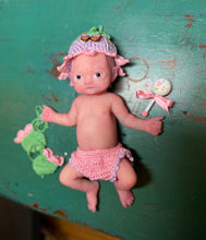 Load image into Gallery viewer, AVAILABLE prototype silicone fantasy baby girl Floki
