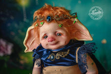 Load image into Gallery viewer, BLANK vinyl kit Bluebell by Viviane Aleluia (includes: vinyl head, full limbs, non gender belly plate, fabric body &amp; SHIPPING)
