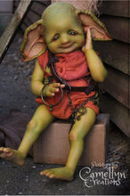 Load image into Gallery viewer, BLANK vinyl kit Bluebell by Viviane Aleluia (includes: vinyl head, full limbs, non gender belly plate, fabric body &amp; SHIPPING)
