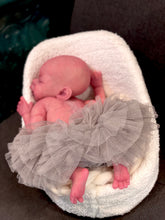 Load image into Gallery viewer, CUSTOM BOO BOO full body silicone kit Minou sleeping in SUPER soft blend
