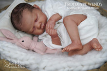 Load image into Gallery viewer, BLANK vinyl kit Wendy  18” by Viviane Aleluia
