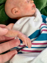 Load image into Gallery viewer, AVAILABLE Reborn premature baby Promise by Marita Winters
