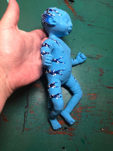 Load image into Gallery viewer, Custom Full body silicone avatar Na&#39;vi fantasy baby 9.4&quot;
