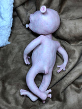 Load image into Gallery viewer, Full body silicone fantasy alien baby Pignoid
