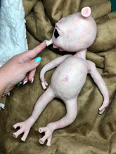 Load image into Gallery viewer, Full body silicone fantasy alien baby Pignoid
