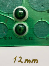 Load image into Gallery viewer, Dolls eyes 12 mm small pupil
