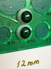 Load image into Gallery viewer, Dolls eyes 12 mm small pupil
