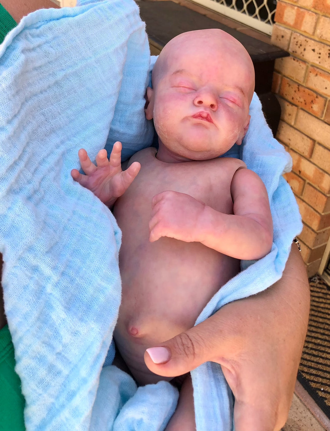 AVAILABLE Vinyl reborn Birdie (sculpted by Laura Lee Eagles, brought to life by Nadine Dolotova)