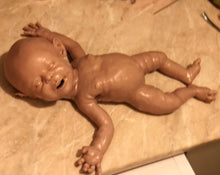 Load image into Gallery viewer, Blank full body silicone baby girl (Beau sculpt) 18” in super super soft blend #2
