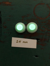 Load image into Gallery viewer, Fantasy Ghost Dolls eyes 24 mm
