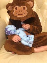 Load image into Gallery viewer, Custom full body silicone avatar inspired baby LILA in soft blend BALD
