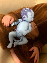 Load image into Gallery viewer, Custom full body silicone avatar inspired baby LILA in soft blend BALD
