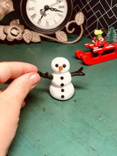 Load image into Gallery viewer, Full body silicone mini Snowman

