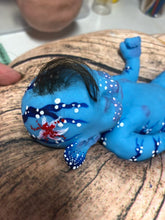 Load image into Gallery viewer, Custom Full body silicone avatar Na&#39;vi fantasy baby (rooted head, flower, rooted tail)
