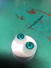 Load image into Gallery viewer, Dolls eyes 16mm
