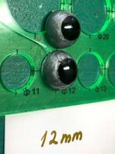 Load image into Gallery viewer, Fantasy silver Dolls eyes 12 mm
