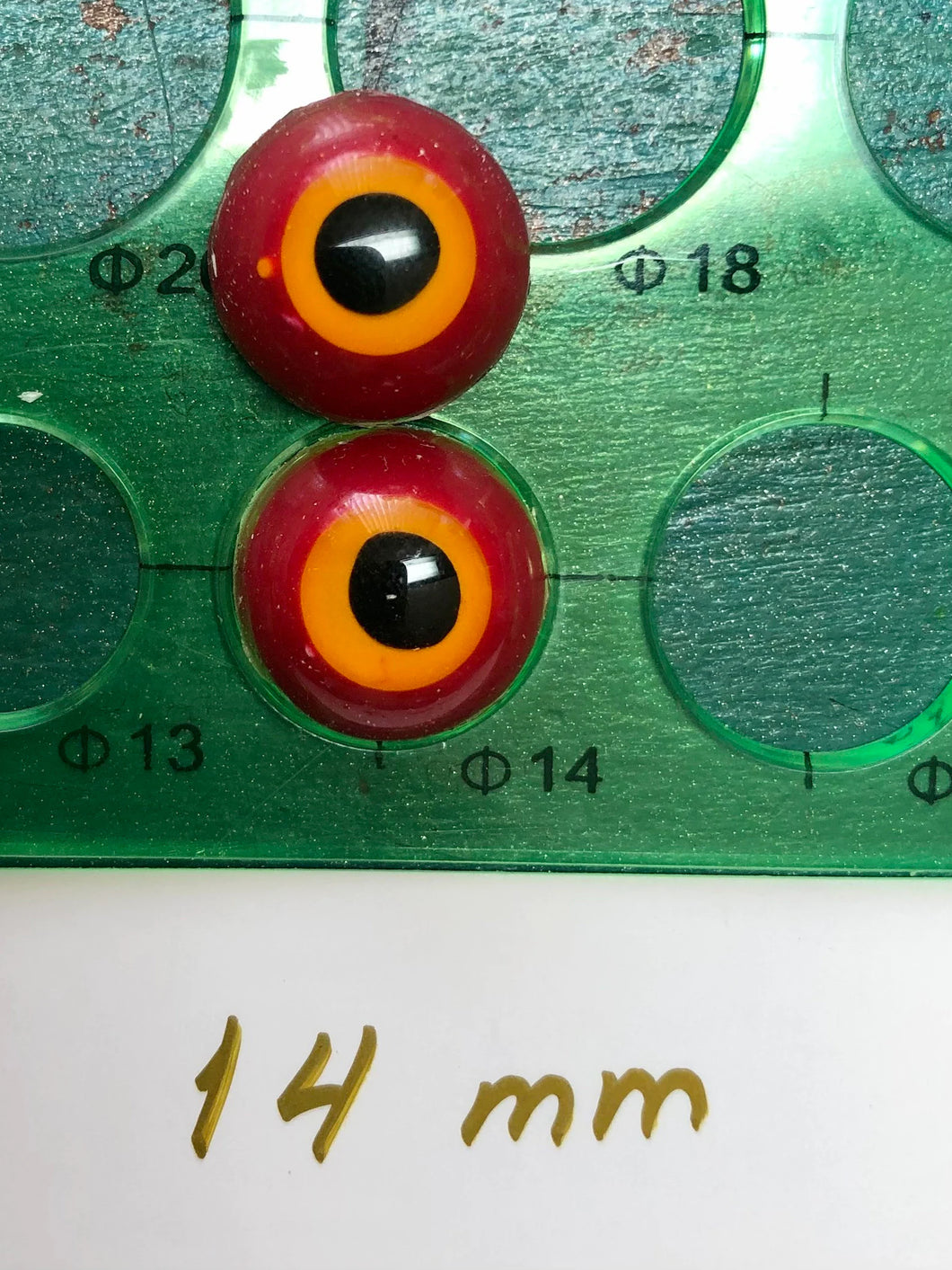 Fantasy Dolls eyes 14 mm (sizes available 8mm - 26mm)