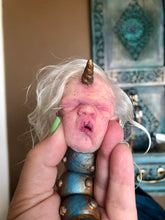 Load image into Gallery viewer, Sparkle Silicone Unipillar (Rooted)
