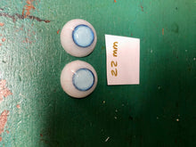 Load image into Gallery viewer, Fantasy Dolls eyes 22 mm
