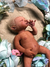 Load image into Gallery viewer, Full body silicone mini baby girl 6.5&quot;
