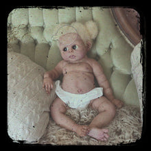 Load image into Gallery viewer, Set of cards #4 vintage style
