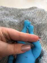 Load image into Gallery viewer, Full body silicone mini fantasy navi baby girl Toni awake 6.5&quot;
