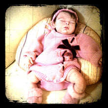 Load image into Gallery viewer, Set of cards #2 vintage style
