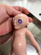 Load image into Gallery viewer, Full body silicone mini baby Alien (gender neutral) in super soft blend with 3D skin effect 9&quot; blank (unpainted)
