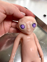 Load image into Gallery viewer, Full body silicone mini baby Alien (gender neutral) in super soft blend with 3D skin effect 9&quot; blank (unpainted)
