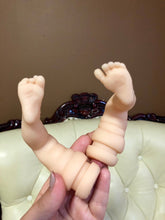 Load image into Gallery viewer, Reborn blank (unpainted) vinyl kit Arisha 11”
