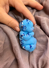 Load image into Gallery viewer, Full body silicone mini fantasy navi baby 3” Kiki
