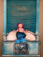 Load image into Gallery viewer, Custom Awake Full body silicone mermaid baby 10&quot; (blue tail)
