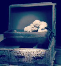 Load image into Gallery viewer, Full body silicone mini fantasy navi baby 3” Kiki
