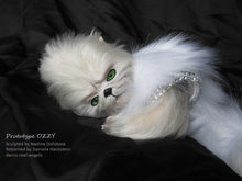 Load image into Gallery viewer, Reborn fantasy vinyl kit Ozzy by Nadine Dolotova
