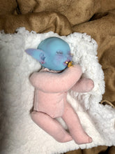 Load image into Gallery viewer, Cuddle body silicone avatar
