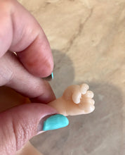 Load image into Gallery viewer, Blank (unpainted) full body silicone kit Sunshine (baby girl) in super soft blend with 3D skin effect
