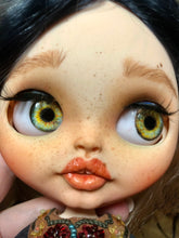 Load image into Gallery viewer, Sold out Blythe doll custom #2
